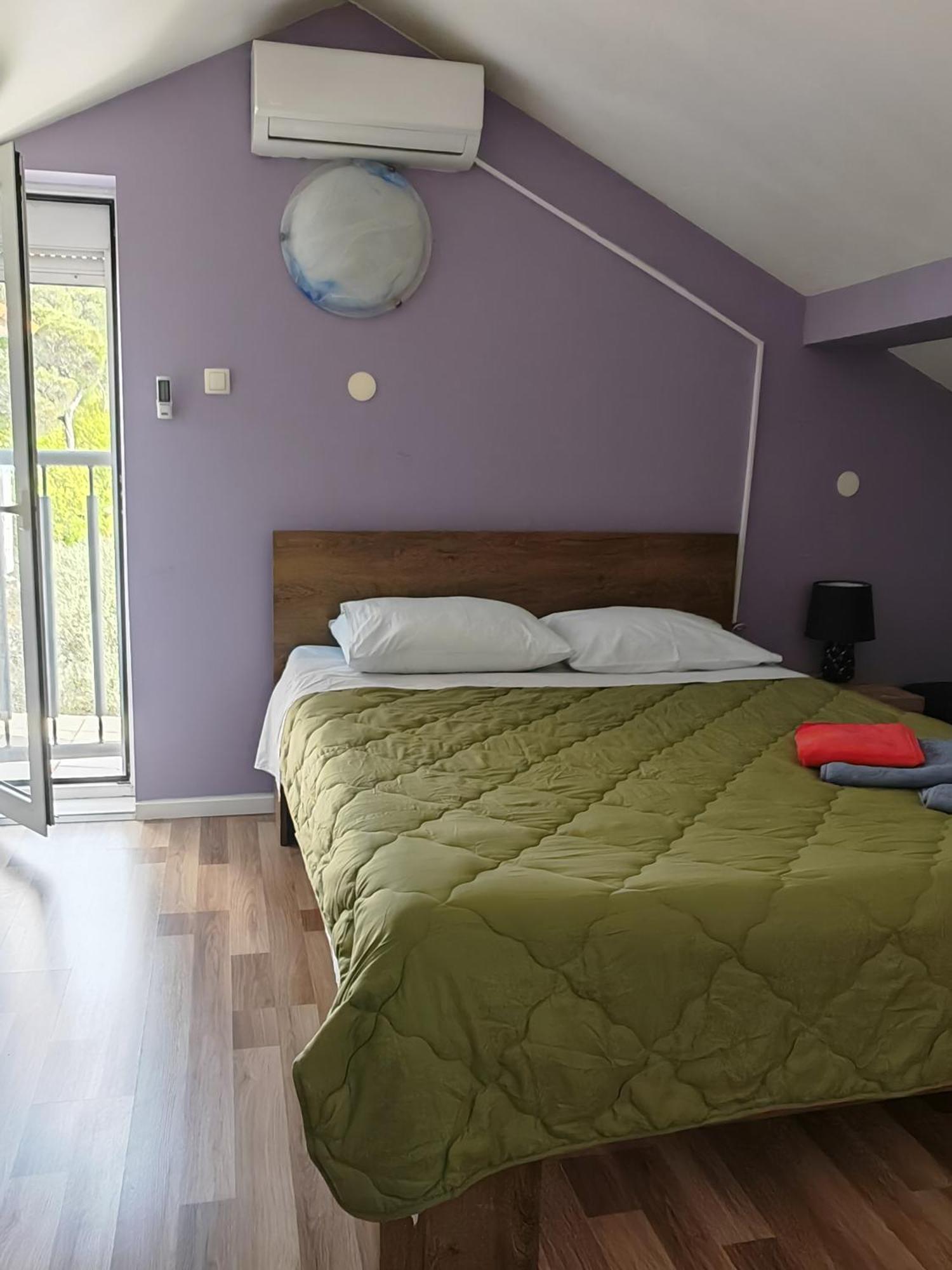 Holiday House "Villa Flora" Šibenik Buitenkant foto